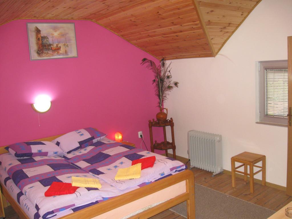 Amfora Rooms Caribrod Димитровґрад Номер фото