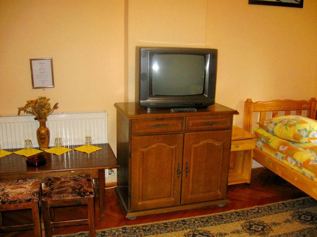 Amfora Rooms Caribrod Димитровґрад Номер фото