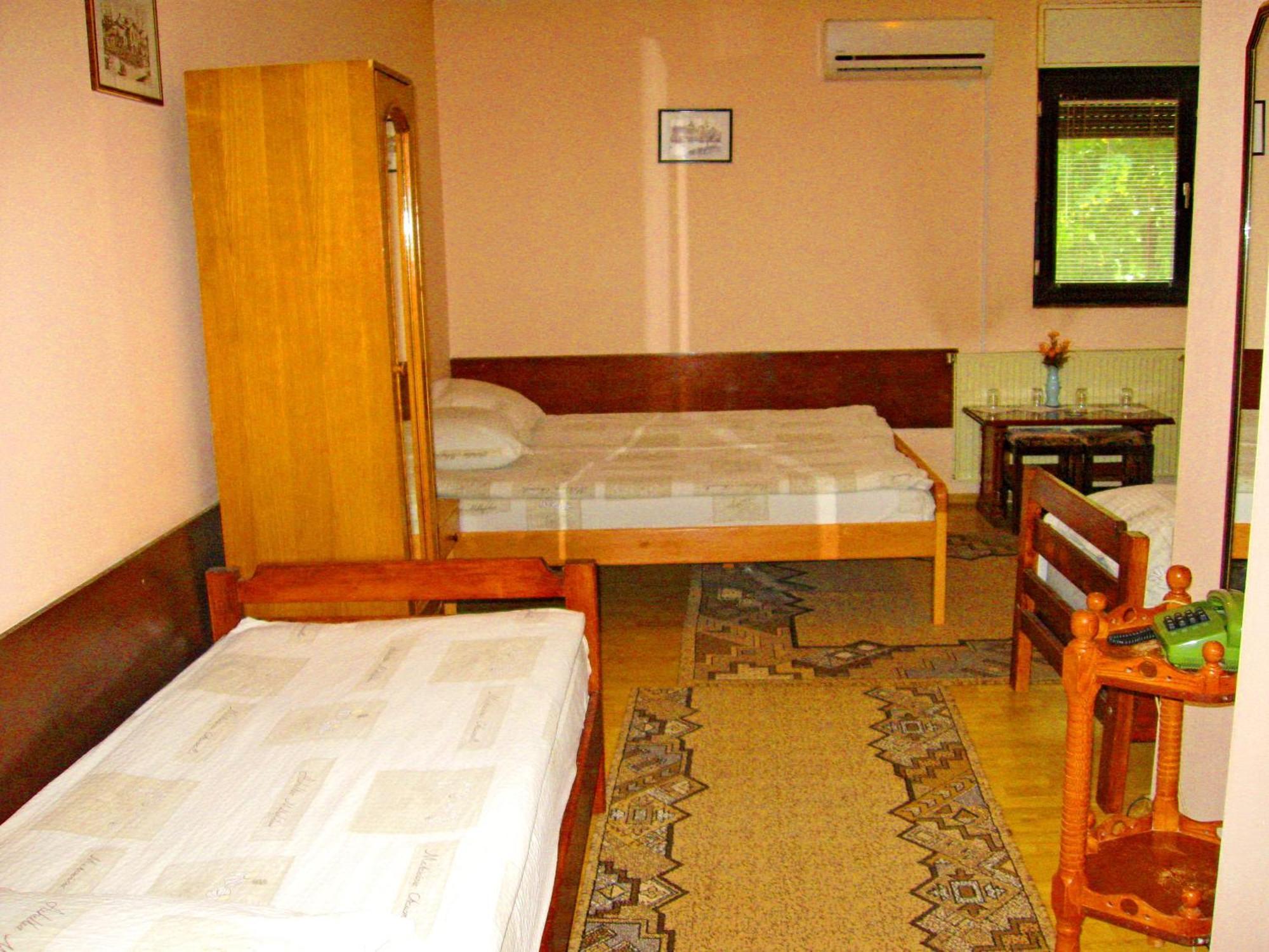 Amfora Rooms Caribrod Димитровґрад Номер фото